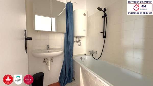 Dachgeschosswohnung in 1100 Wien 5