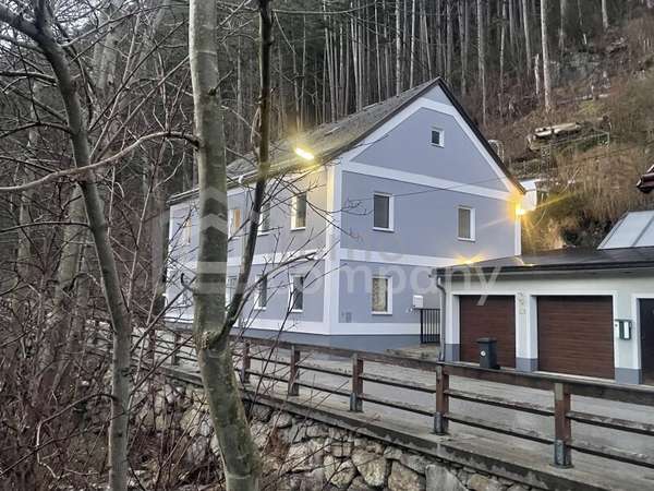 Mehrfamilienhaus in 2564 Furth an der Triesting 