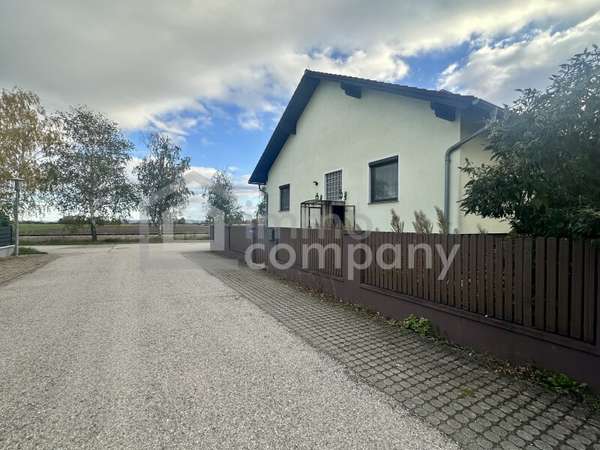 Einfamilienhaus in 2522 Oberwaltersdorf 2