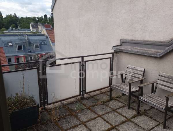 Dachgeschosswohnung in 1180 Wien 6