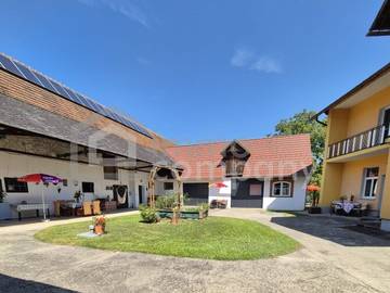 Mehrfamilienhaus Oberpurkla