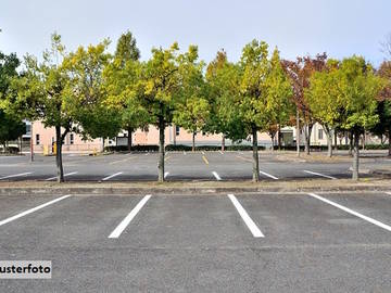 Parkfläche in Münchendorf