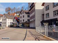 Wohn und Geschäftshaus in Aspach