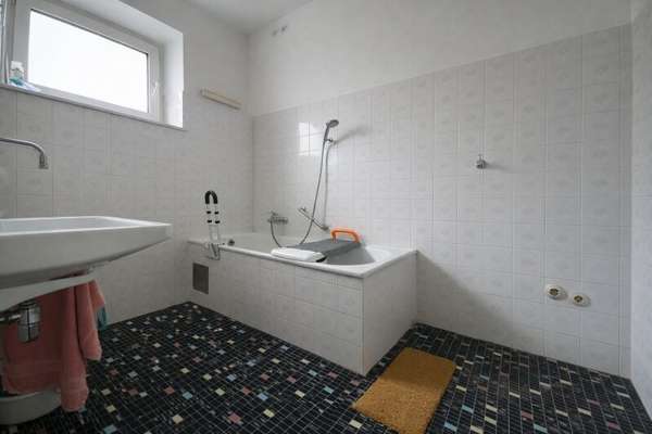 Mehrfamilienhaus in 2404 Petronell-Carnuntum 7