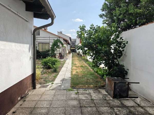 Mehrfamilienhaus in 2451 Au am Leithaberge 1