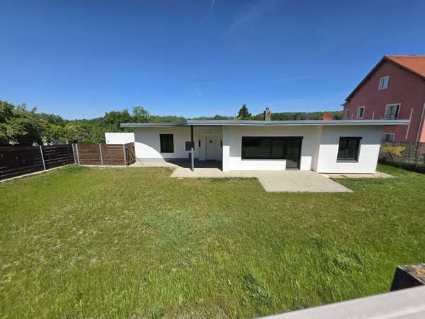 Bungalow in 2410 Hainburg an der Donau 