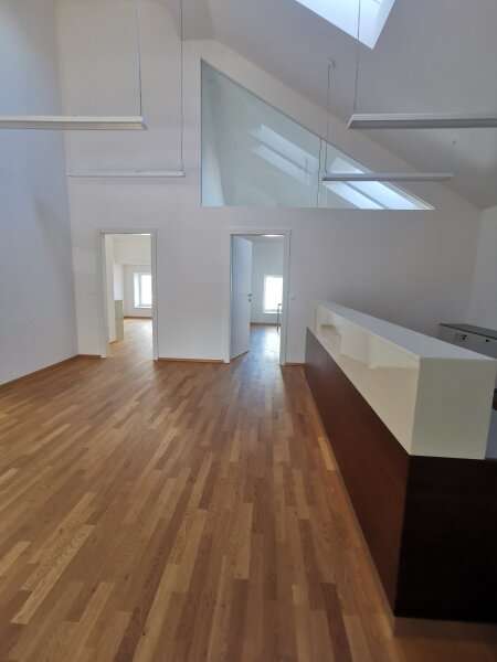 Büro in 2630 Ternitz 13