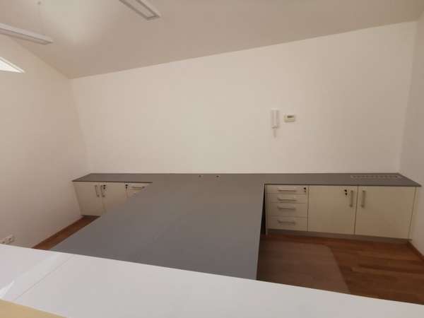 Büro in 2630 Ternitz 18