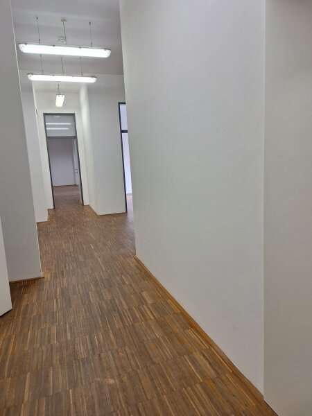 Büro in 2630 Pottschach 2