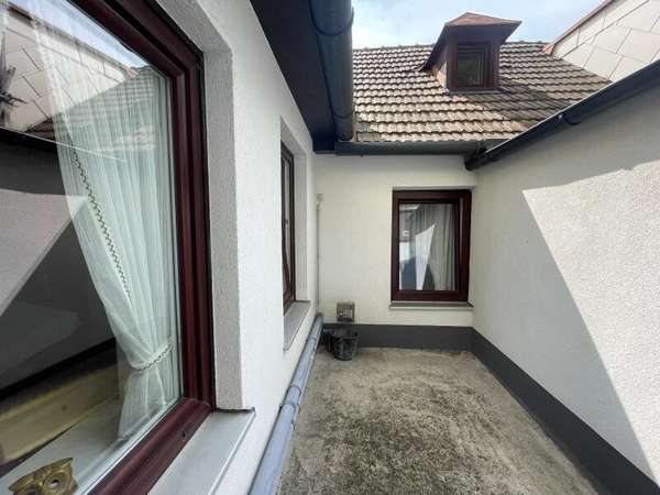 Zweifamilienhaus in 2640 Gloggnitz 6